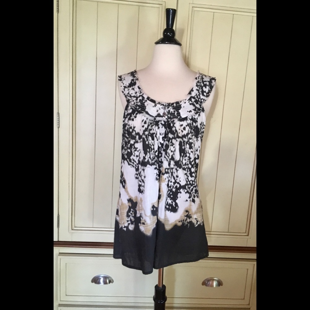 ⭐️ISDA & Co sleeveless tunic⭐️